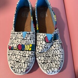 Toms White and Blue Canvas Sneakers